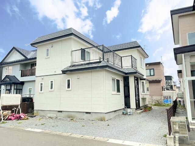 4LDK Detached House in Hokuto City, Hokkaido - 106.82 sqm - Thumbnail 2