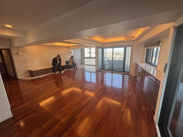 Top Floor 3SLDK Condo in Sangenjaya, Setagaya - 187sqm - Thumbnail 3