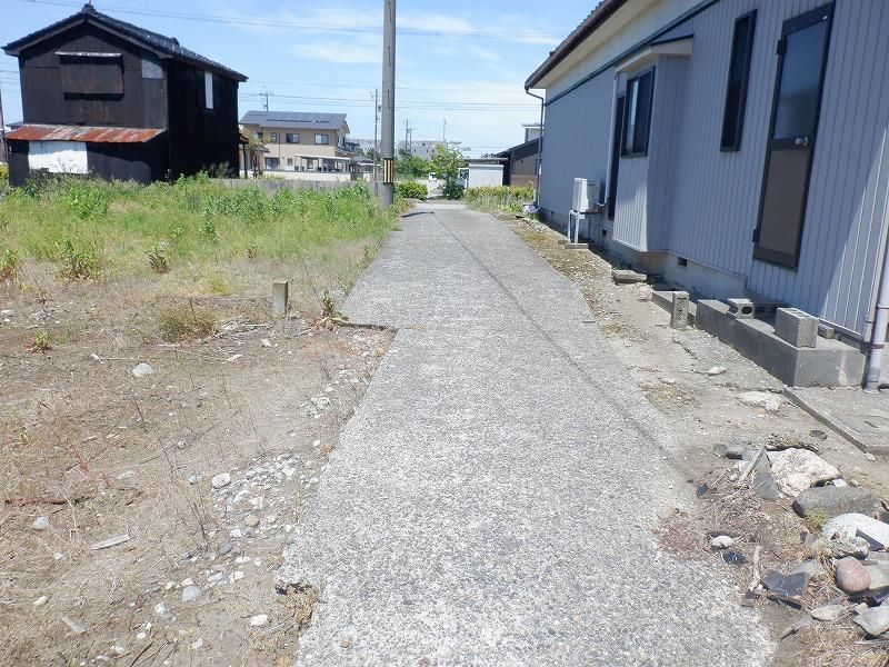 Residential Land for Sale in Horioka, Imizu City, Toyama - Thumbnail 2