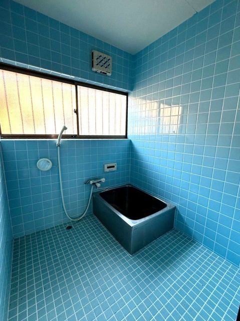 1968 2DK House for Sale in Quiet Iizuka, Fukuoka - 800,000 Yen - Thumbnail 4