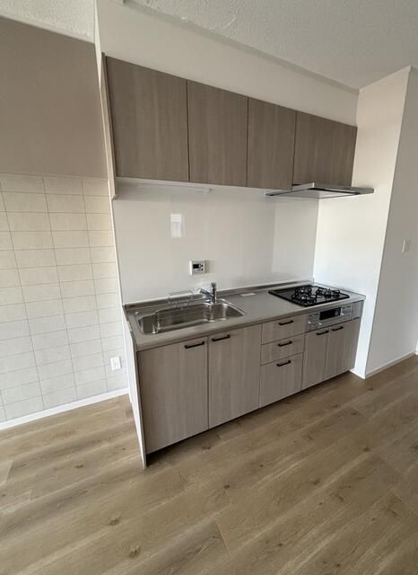 Renovated 3DK Apartment Near Imafuku-Tsurumi Station, Osaka - Thumbnail 4