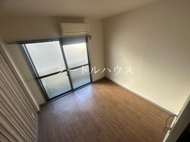 One-Room Apartment for Rent in Daito City, Osaka - Thumbnail 3