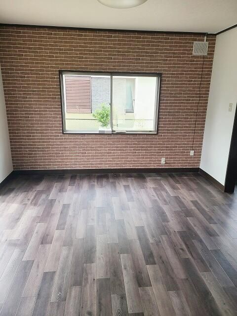Used 4DK Detached House in Naka City, Ibaraki - Thumbnail 2