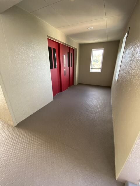 3LDK Apartment for Sale in Kawachinagano, Osaka with Park - Image 1