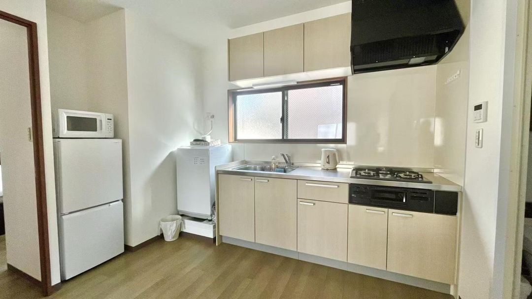 Renovated 4-Story Corner House for Sale Near Tamatsukuri Station, Osaka - Thumbnail 4