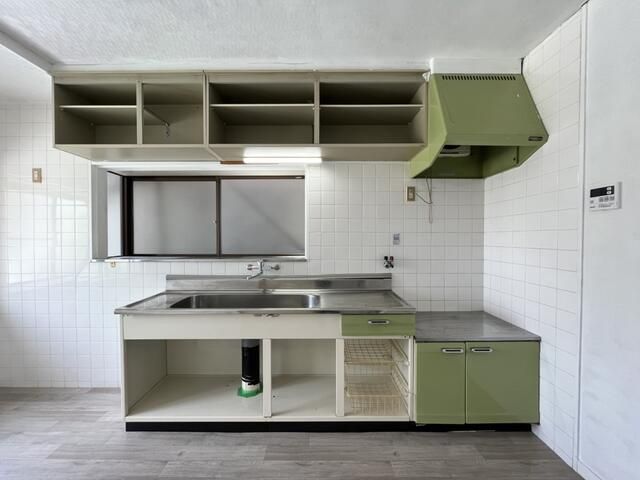 Renovated 3K Detached House for Sale in Yao, Osaka - Thumbnail 2