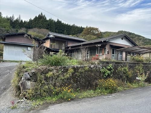 Used 5DK House for Sale in Sano, Tochigi - Thumbnail 2