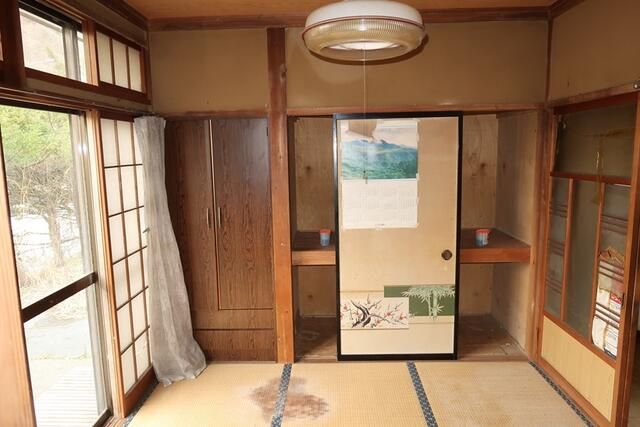 5DK Detached House on 520㎡ Land in Iisaka Village, Nagano - Thumbnail 4