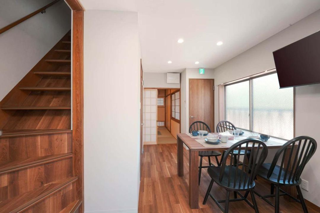 Renovated 4-Story House for Sale in Osaka Tennoji Ward - Thumbnail 2