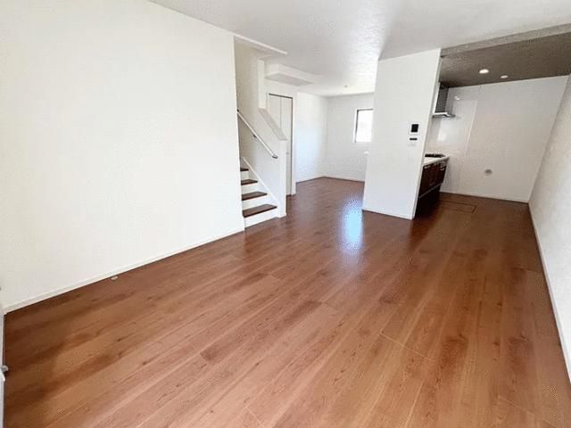 New 4LDK House for Sale in Hirakata, Osaka - 92.84㎡ - Thumbnail 4