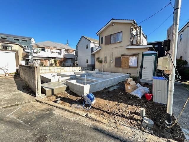 New 3LDK House Near Wadamachi Station, Yokohama - Thumbnail 2