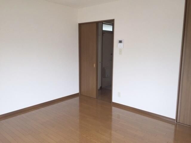 1K Apartment for Rent in Morioka, Iwate - 28,000 Yen - Thumbnail 3