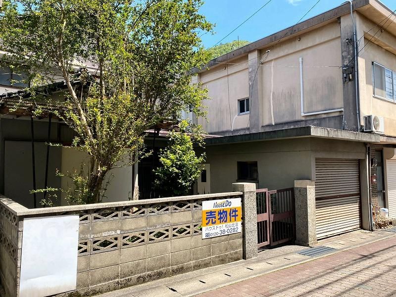 Residential Land for Sale in Ozu City, Ehime Prefecture - Thumbnail 3