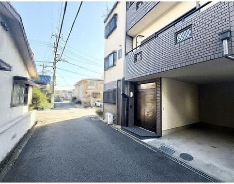Renovated 4LDK House in Moriguchi, Osaka | 1996 Build - Thumbnail 2
