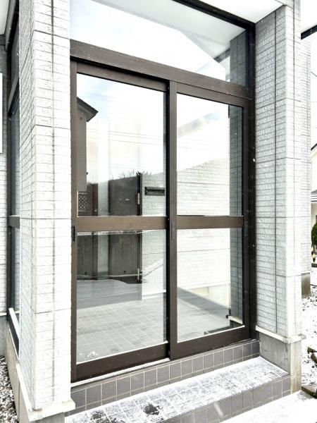 Renovated 4LDK House on Corner Lot in Muroran, Hokkaido - Thumbnail 4