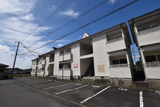 1K Apartment for Rent in Kitsuki, Oita - 12,000 JPY - Image 1