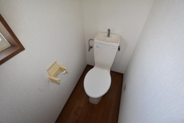 1K Apartment for Rent in Kitsuki, Oita - 12,000 JPY - Thumbnail 3