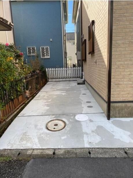 Renovated 2LDK House for Sale in Chigasaki, Kanagawa - Thumbnail 2