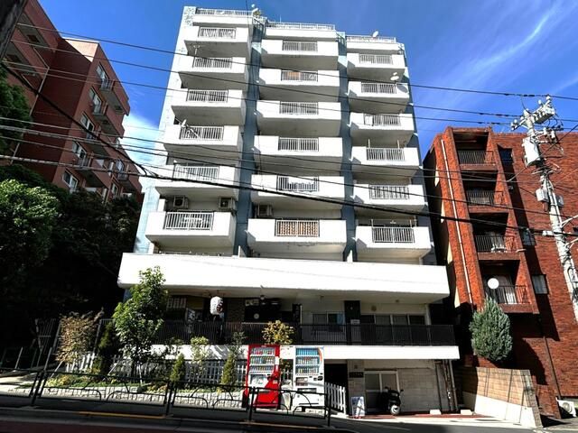 Renovated 1LDK Apartment for Sale in Sendagi, Bunkyo - Image 1