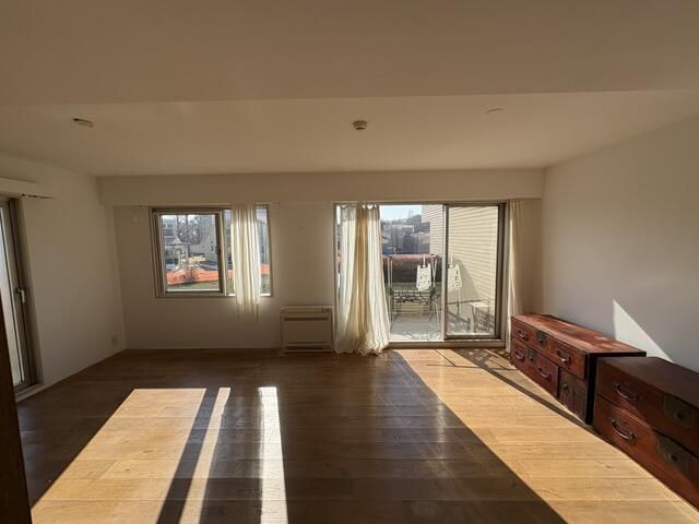 Sakakura-Designed Maisonette with Garden Terrace in Kodaira, Tokyo - Thumbnail 4
