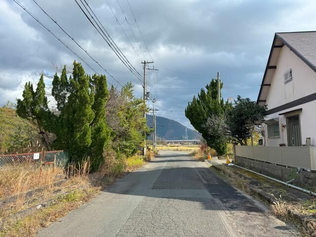 Residential Land for Sale in Makino, Shiga - 193 sqm Plot - Image 1