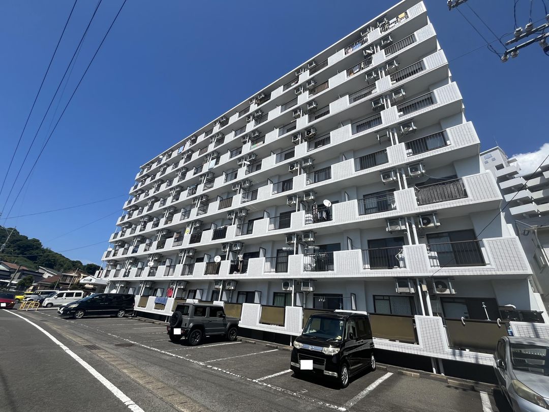 Studio Apartment for Sale in Togitsu, Nagasaki - Investment Property - Image 1