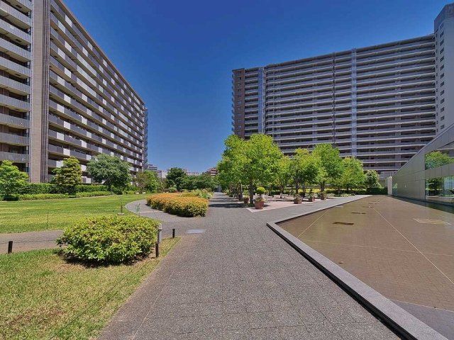4LDK Apartment for Sale in Koto City, Tokyo - 105.36 sqm - Thumbnail 4