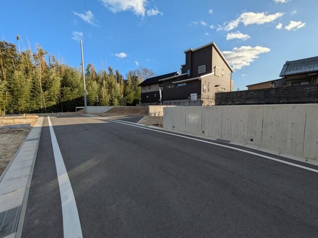 New 4LDK House for Sale in Seto, Aichi with 3-Car Parking - Thumbnail 4