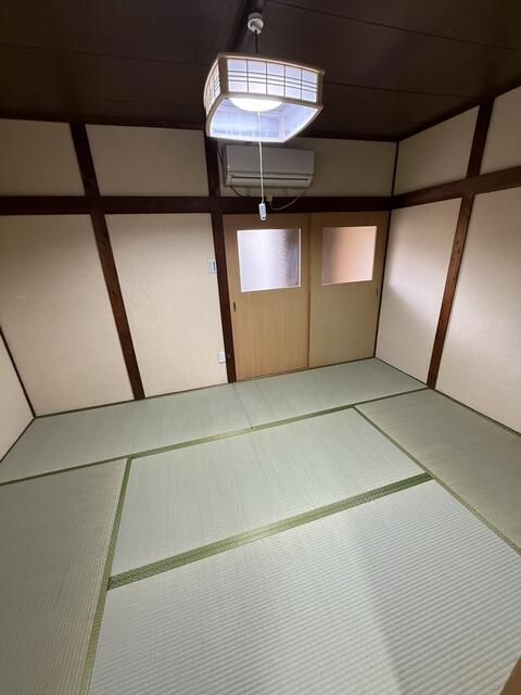 2K Terrace House for Rent in Sakai, Osaka - No Deposit - Thumbnail 3