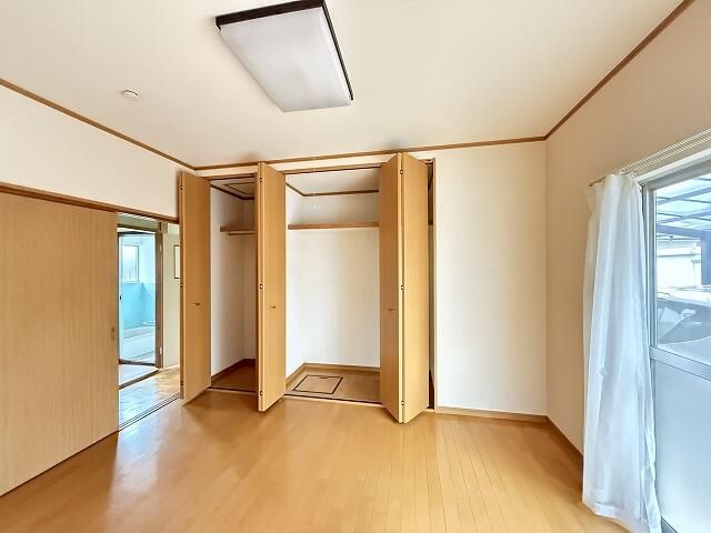 2LDK Single-Story House for Sale in Matsuyama, Ehime - Thumbnail 4