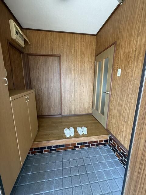 6LDK House for Sale in Sanuki City, Kagawa - 141.58 sqm - Thumbnail 2