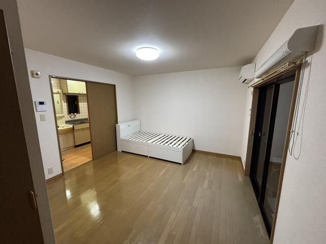 1K Apartment for Rent in Kunisaki City, Oita - 16,000 Yen - Thumbnail 2