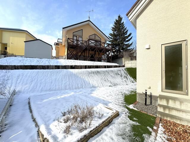 Spacious 5SLDK House for Sale in Tomakomai, Hokkaido - Thumbnail 2