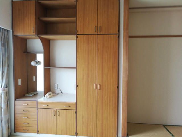 2K Resort Condo with Onsen in Atami, Shizuoka - Thumbnail 3