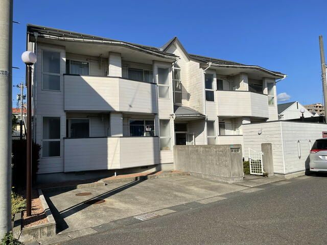 1K Apartment for Rent in Quiet Fukui City Neighborhood - Image 1