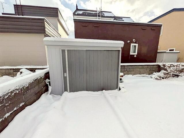 4LDK House with Garden in Quiet Sapporo Neighborhood - Thumbnail 3
