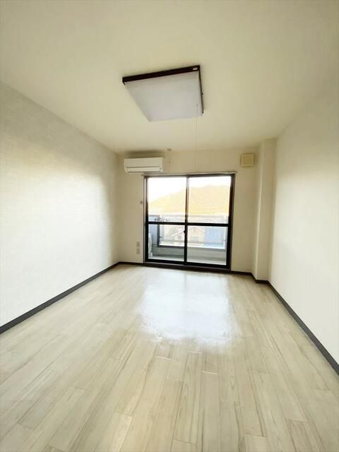 1K Apartment for Rent in Gifu City, Gifu - No Key Money or Deposit - Thumbnail 3