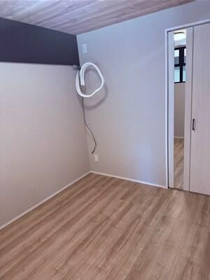Renovated 2LDK Apartment Near Senkawa Station, Toshima, Tokyo - Thumbnail 4