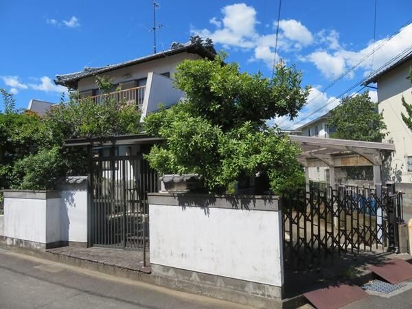 5SDK Family House for Sale in Matsuyama, Ehime - Thumbnail 2