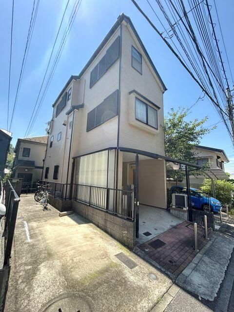 3-Story Detached House for Sale in Kikuna, Yokohama - Thumbnail 3