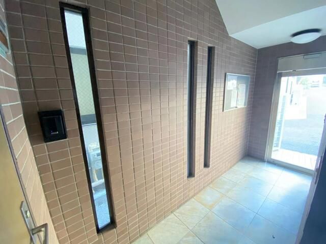 1LDK Apartment for Sale in Minami-Otsuka, Toshima, Tokyo - Thumbnail 3