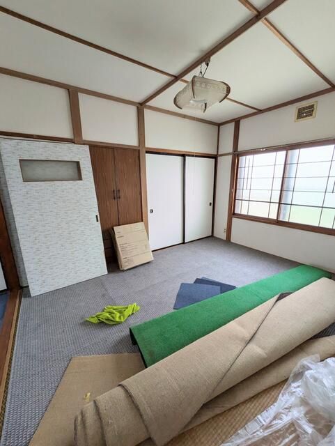 Renovation-Ready 3LDK House on 239sqm Land in Otaru, Hokkaido - Thumbnail 4