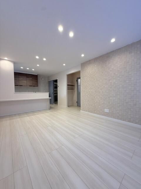 2020 Built 3LDK House in Asahikawa's Shunkodai | 54.87 Tsubo - Thumbnail 3