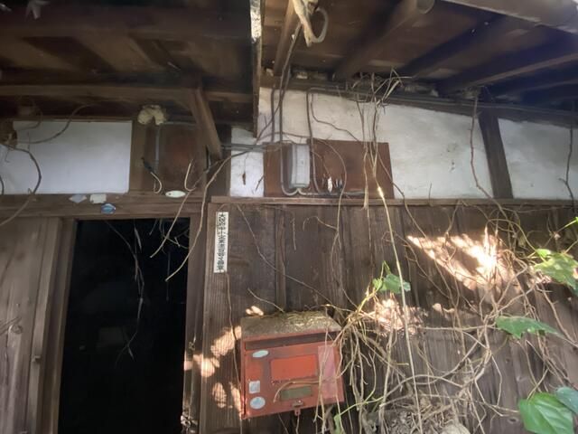 1901 Kominka Folk House for Renovation in Sennan, Osaka - Thumbnail 2