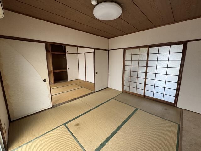 3LDK Apartment for Sale in Kitakyushu, Fukuoka - 63.4 sqm - Thumbnail 3