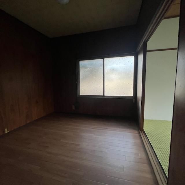 3DK Apartment for Rent in Sasebo, Nagasaki - 13,000 Yen - Thumbnail 3