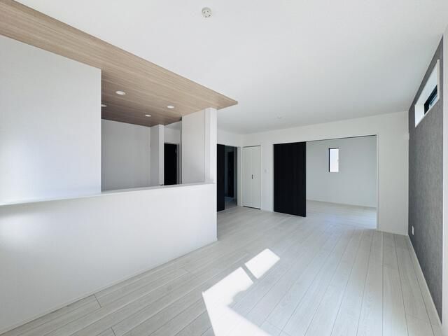New 4LDK House for Sale in Nagoya's Moriyama Ward - Thumbnail 2