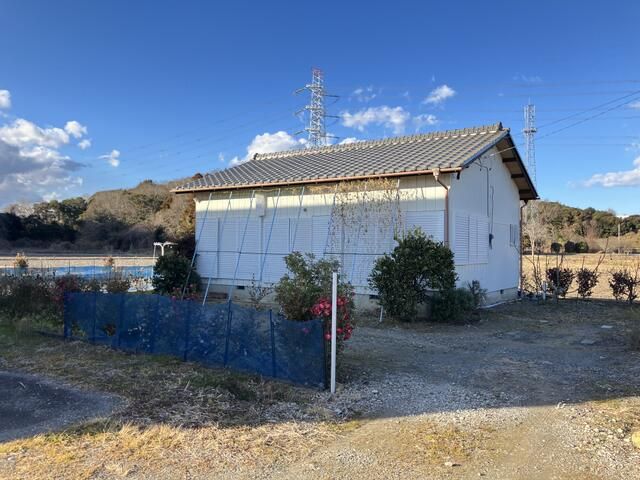 2LDK Resale House in Inashiki City, Ibaraki - 423.96 sqm Land - Thumbnail 2