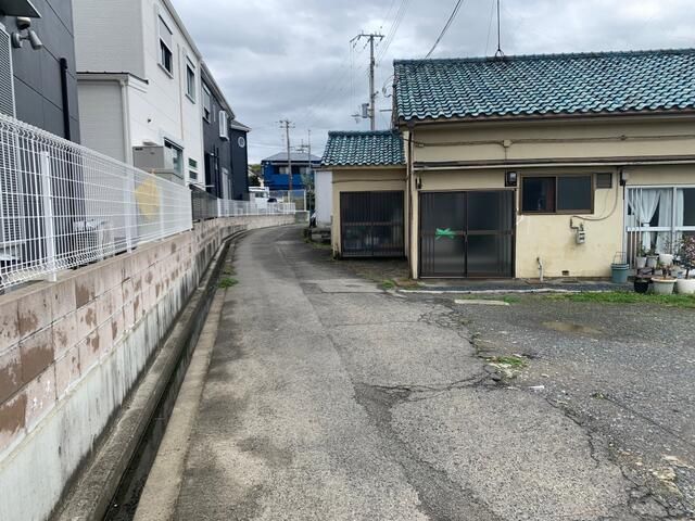 2K Apartment for Rent in Sennan City, Osaka - 32,000 Yen - Thumbnail 2