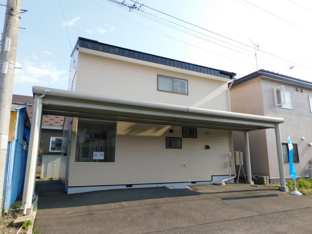 Renovated 3LDK House for Sale in Quiet Obihiro Neighborhood - Thumbnail 2